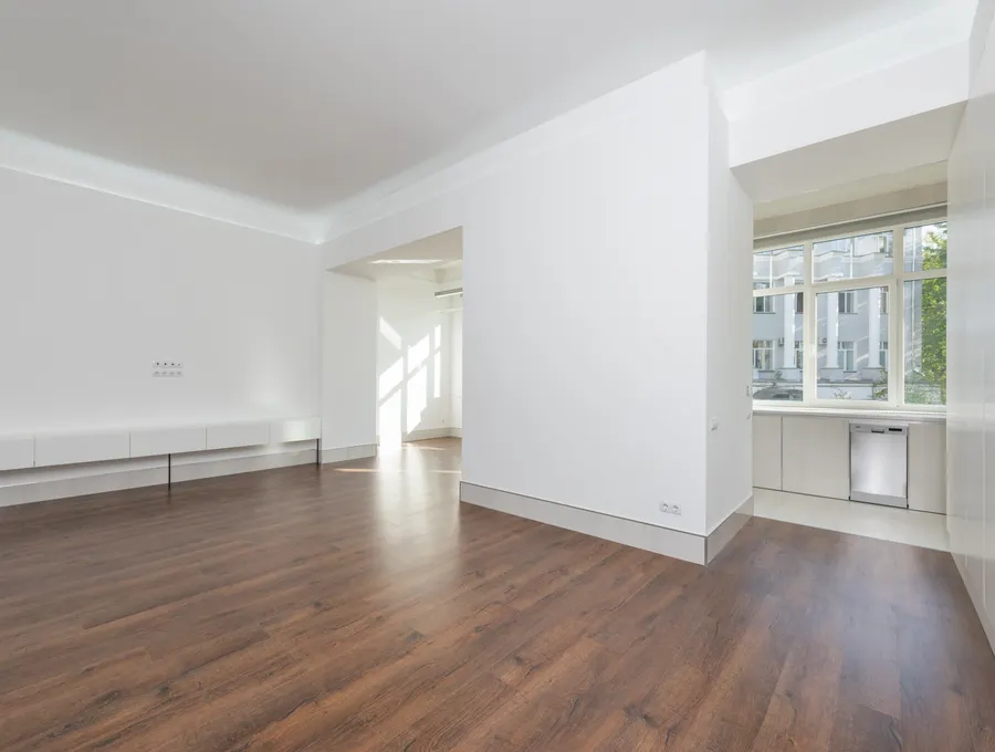 Bright empty apartment ready for its next occupant